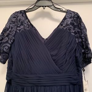 Adrianna Papell gown